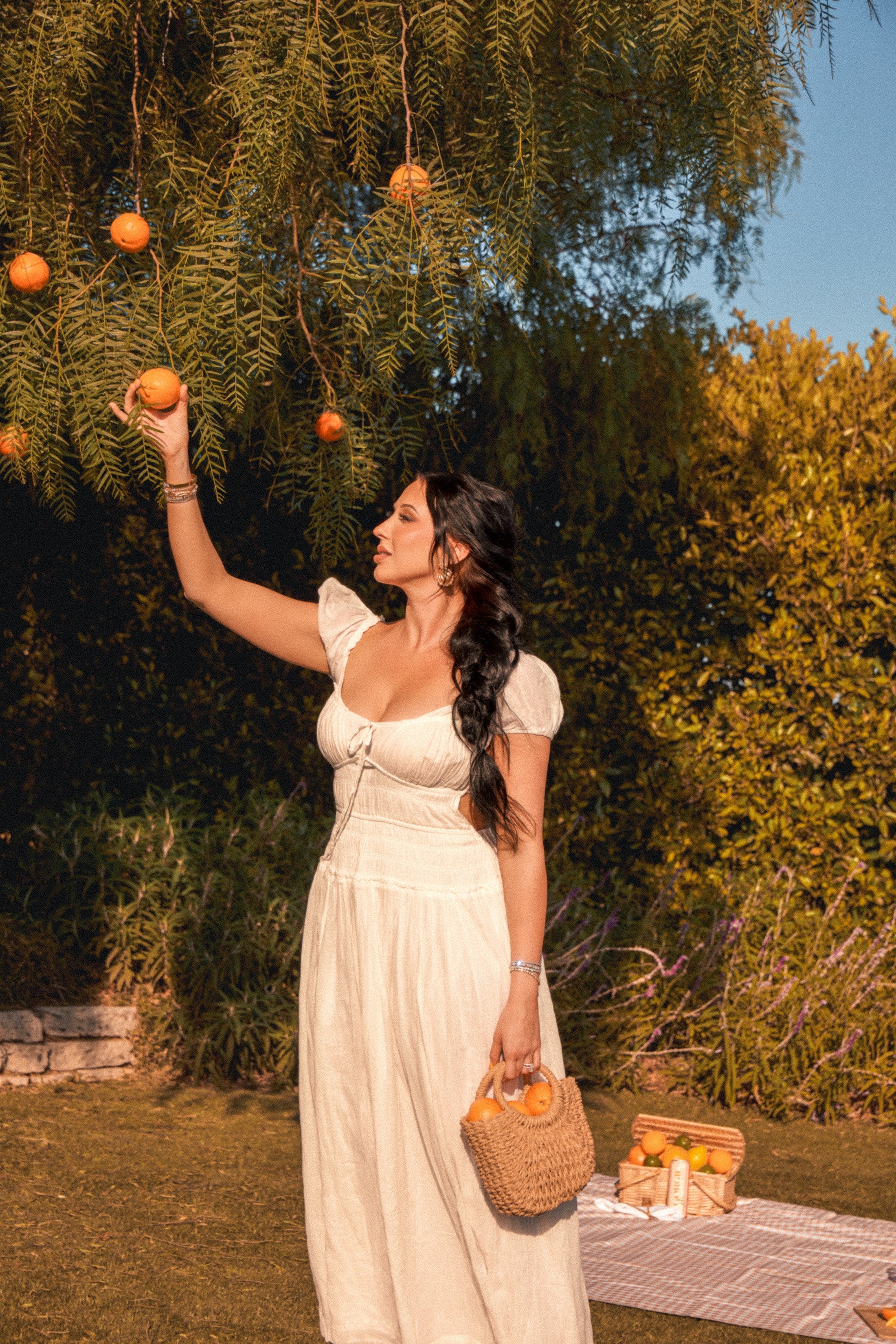 Jaclyn Hill's Orange Twist